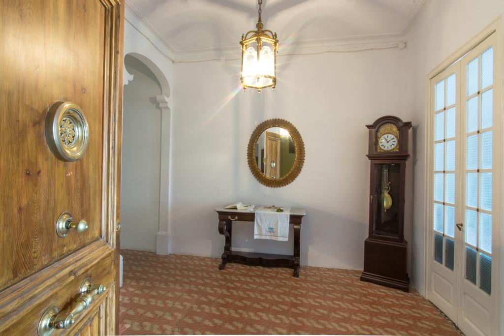 Cal Comabella Bed & Breakfast Balaguer Exterior photo